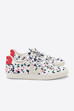 Load image into Gallery viewer, Veja Esplar Velcro Sneaker