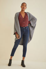 Load image into Gallery viewer, Caterina Cardigan