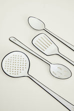 Load image into Gallery viewer, Be Home Enamel Strainer