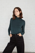 Load image into Gallery viewer, Flannery Turtleneck