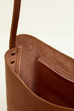 Load image into Gallery viewer, Neva Opet Eva Bucket Bag