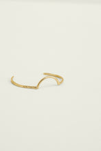 Load image into Gallery viewer, Odette Arc Cuff