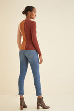 Load image into Gallery viewer, Diarte Yvon Sweater
