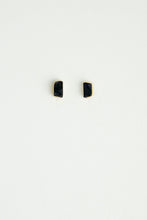 Load image into Gallery viewer, Leslie Francesca Raw Crystal Studs
