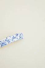 Load image into Gallery viewer, Machete Large French Clip
