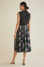 Load image into Gallery viewer, WHIT Branch Skirt
