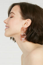 Load image into Gallery viewer, Après Ski Scabiosa Earrings
