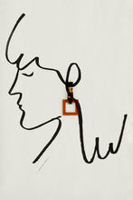 Load image into Gallery viewer, Après Ski Girafe Earring
