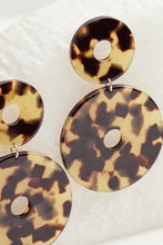 Load image into Gallery viewer, Après Ski Scabiosa Earrings
