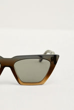 Load image into Gallery viewer, Carla Colour Modan Sunglasses
