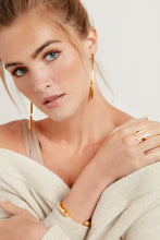 Load image into Gallery viewer, SOKO Imara Twist Dangle Earrings
